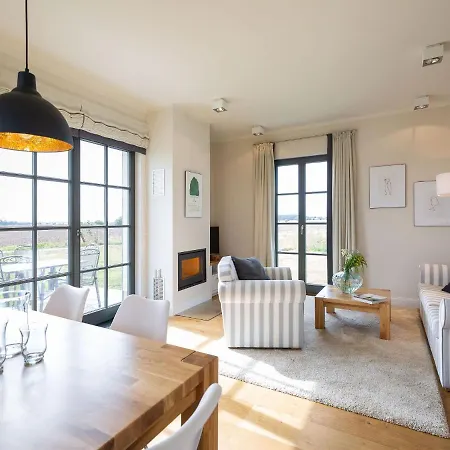 Reetland Am - Premium Reetdachvilla Mit 2 Schlafzimmern, Sauna Und Kamin E25 Feriehus