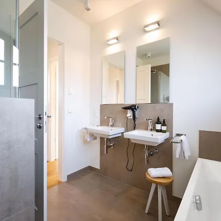 Reetland Am - Premium Reetdachvilla Mit 2 Schlafzimmern, Sauna Und Kamin E25