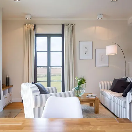 Reetland Am - Premium Reetdachvilla Mit 2 Schlafzimmern, Sauna Und Kamin E25 Feriehus *