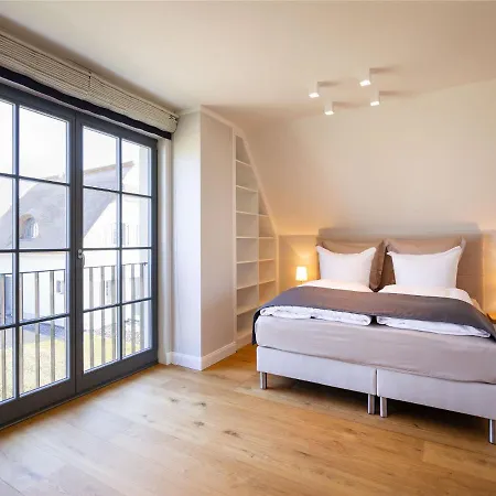 Reetland Am - Premium Reetdachvilla Mit 2 Schlafzimmern, Sauna Und Kamin E25 * Dranske